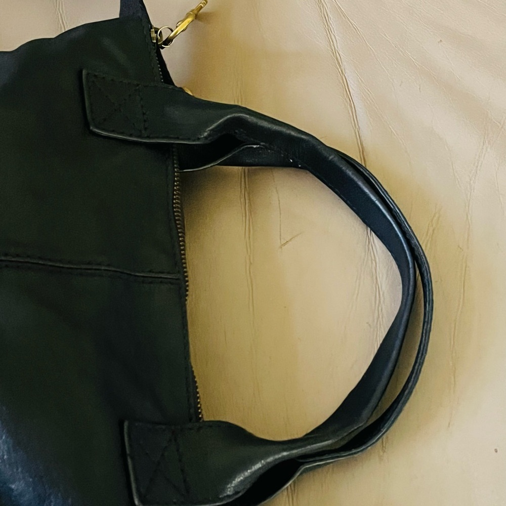 Authentic fossil crossbody purse - Picture 15 of 16